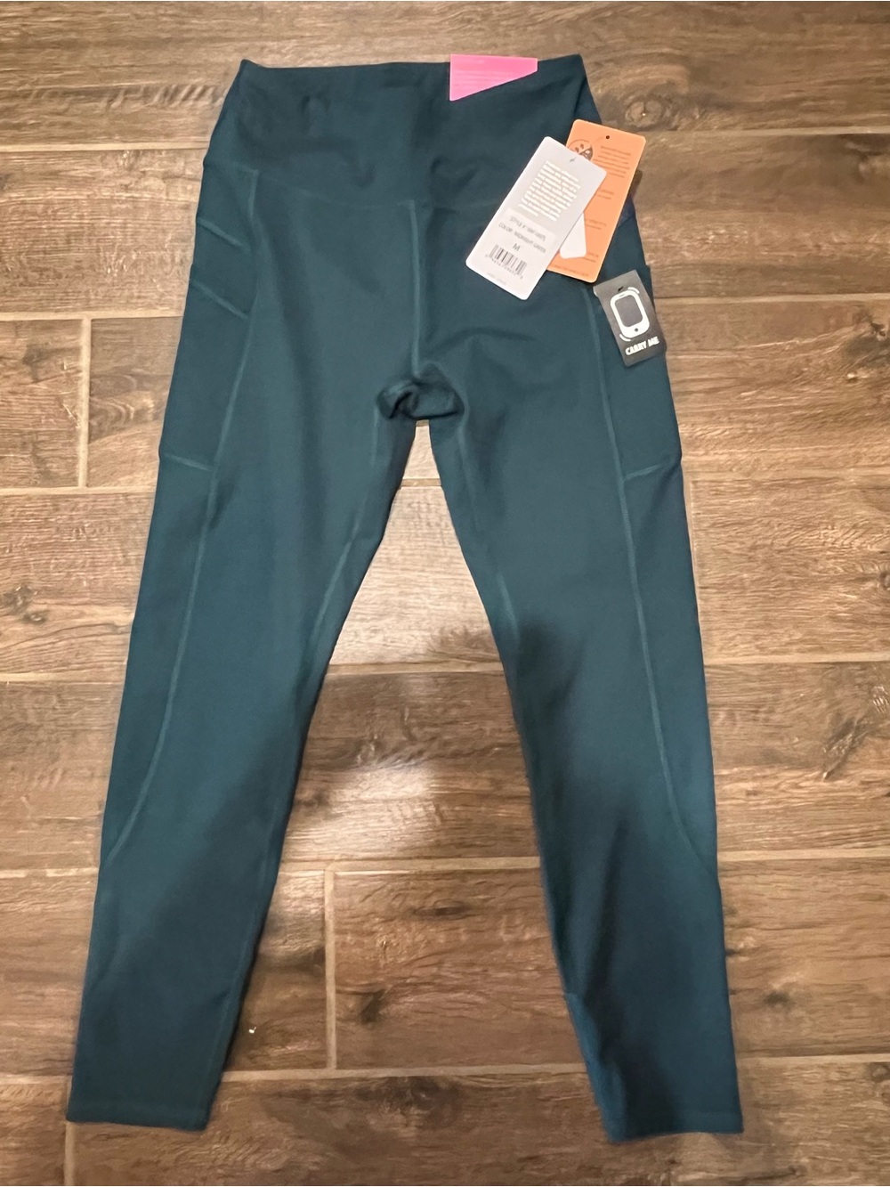 Women’s size M High-Rise Green Leggings - Gottex brand. (DSG)